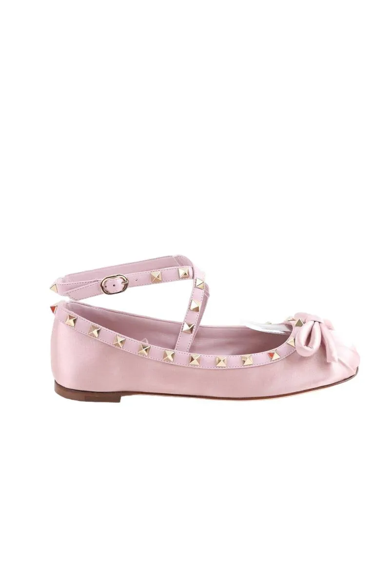 Ballerines en cuir Valentino Rockstud en satin rose. Matière principale cuir. Taille 36.