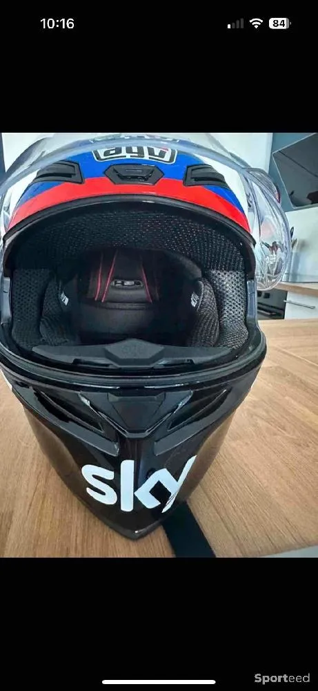 Casque de moto intégral AGV K1 S neuf Ajouté le : 16/09/2023