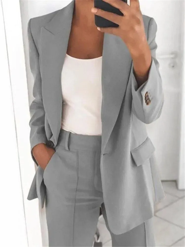 Celestine | Tailleur féminin à la coupe flatteuse