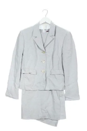 Henry Cotton’s Tailleur gris clair style décontracté