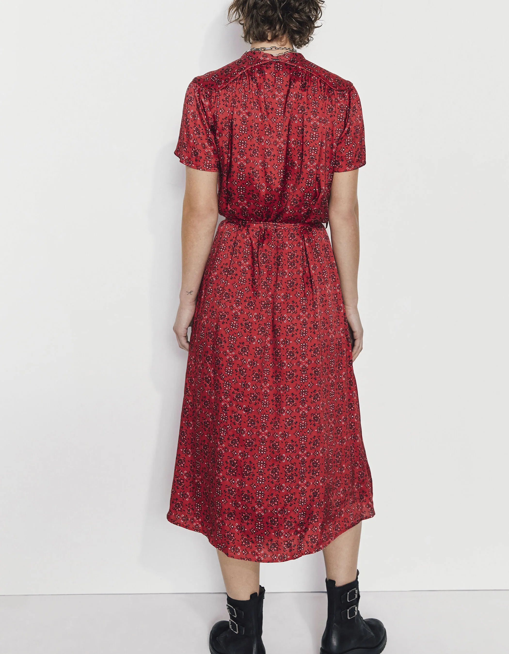 Robe longue boutonnée viscose imprimé bandana rouge femme