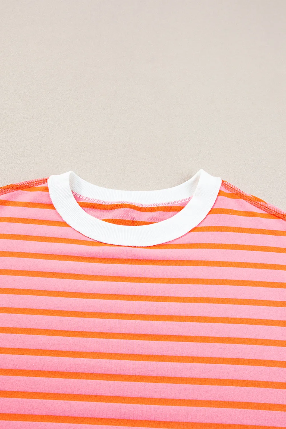 T-shirt multicolore surdimensionné à bordure contrastée et coutures apparentes